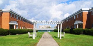Emerald Village Apartments Emerald Village Apartments Photo Gallery 1