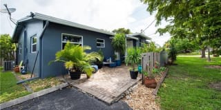 3621 NE 8th Ave 3621 NE 8th Ave Photo Gallery 1