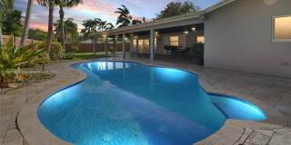 704 N Crescent Dr 704 N Crescent Dr Photo Gallery 1