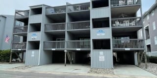 404 Carolina Beach Avenue S 404 Carolina Beach Avenue S Photo Gallery 1