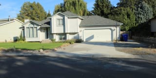 422 W. Falcon Rd. 422 W. Falcon Rd. Photo Gallery 1