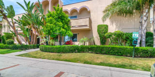 21725 Lanark Apartments 21725 Lanark Apartments Photo Gallery 1