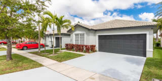 17711 SW 18th St 17711 SW 18th St Photo Gallery 1