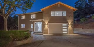 144 Glorietta Boulevard 144 Glorietta Boulevard Photo Gallery 1