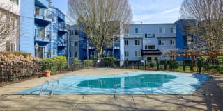 8720 SW Tualatin Rd, Unit #207 8720 SW Tualatin Rd, Unit #207 Photo Gallery 1