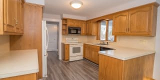 230 Beaverbrook Rd 230 Beaverbrook Rd Photo Gallery 1