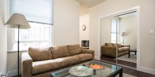 920 LEAVENWORTH 920 LEAVENWORTH Photo Gallery 1