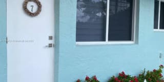 1500 S Surf Rd 1500 S Surf Rd Photo Gallery 1
