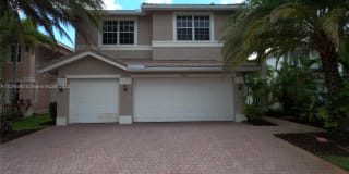 17404 SW 47th Ct 17404 SW 47th Ct Photo Gallery 1