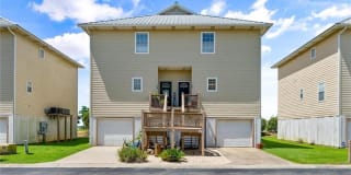 4 Yacht Club Drive 4 Yacht Club Drive Photo Gallery 1