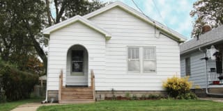 1107 E Hines Ave, 1107 E Hines Ave, Photo Gallery 1