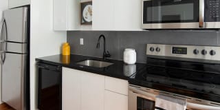 124 Mendoza Ave 124 Mendoza Ave Photo Gallery 1
