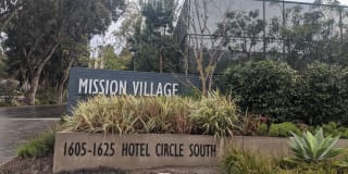 1621 Hotel Circle S #E306 1621 Hotel Circle S #E306 Photo Gallery 1