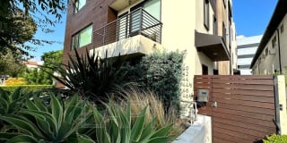 144 S Hayworth Ave 144 S Hayworth Ave Photo Gallery 1