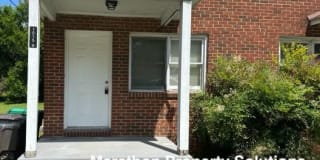 1015 Richland St Apt B 1015 Richland St Apt B Photo Gallery 1