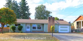 11673 SE 163rd St 11673 SE 163rd St Photo Gallery 1