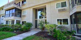 2387 Via Mariposa W Unit 2E 2387 Via Mariposa W Unit 2E Photo Gallery 1