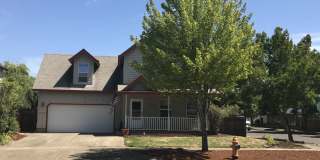 2995 SE Midvale Dr 2995 SE Midvale Dr Photo Gallery 1