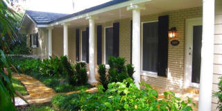 10320 SW 70th Ave 10320 SW 70th Ave Photo Gallery 1