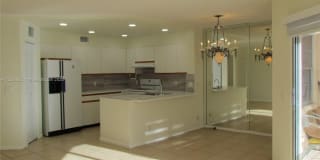 500 SW 130th Ter 500 SW 130th Ter Photo Gallery 1