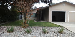 505 Brearcliffe Dr 505 Brearcliffe Dr Photo Gallery 1