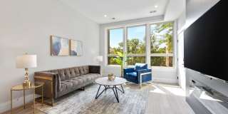 4931 N Kimball Ave 4931 N Kimball Ave Photo Gallery 1