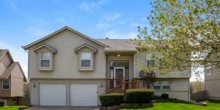 6505 West 151st Place 6505 West 151st Place Photo Gallery 1