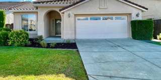 34 Peninsula Ct 34 Peninsula Ct Photo Gallery 1