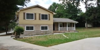 1315 White Oak Ct SE 1315 White Oak Ct SE Photo Gallery 1