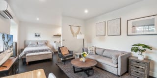 3816 1/2 Sunset Drive 3816 1/2 Sunset Drive Photo Gallery 1