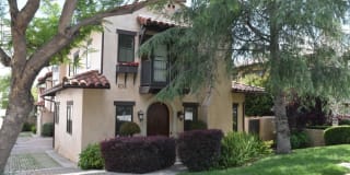 636 W Sierra Madre Boulevard 636 W Sierra Madre Boulevard Photo Gallery 1