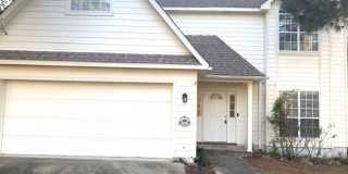 122 Worchester Drive 122 Worchester Drive Photo Gallery 1