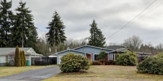 8816 123rd Ave SE 8816 123rd Ave SE Photo Gallery 1