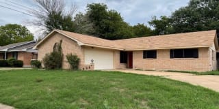 2806 Denise Dr. 2806 Denise Dr. Photo Gallery 1