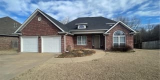 1301 Lexington CIR 1301 Lexington CIR Photo Gallery 1