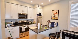 405 South Huntington Ave 2 405 South Huntington Ave 2 Photo Gallery 1