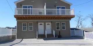 461 Inglewood Drive 461 Inglewood Drive Photo Gallery 1