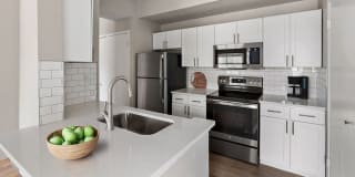 Elmsgate at Cliffside Apartments Elmsgate at Cliffside Apartments Photo Gallery 1