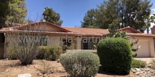 5745 N Via Umbrosa 5745 N Via Umbrosa Photo Gallery 1