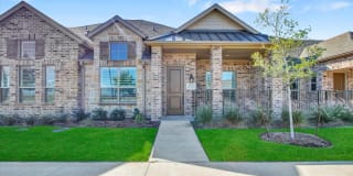 3711 White Clover Lane 3711 White Clover Lane Photo Gallery 1