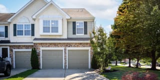 80 HEARTHSTONE LANE 80 HEARTHSTONE LANE Photo Gallery 1