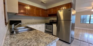 682 Avenue L SE 682 Avenue L SE Photo Gallery 1