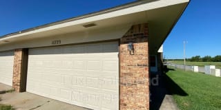 11723 N Francis Avenue 11723 N Francis Avenue Photo Gallery 1