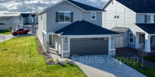 2711 W Balboa Dr 2711 W Balboa Dr Photo Gallery 1
