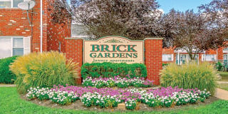 Brick Gardens Brick Gardens Photo Gallery 1