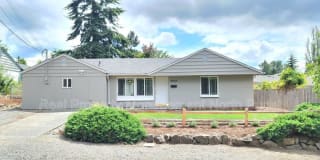 24105 60th Ave W 24105 60th Ave W Photo Gallery 1