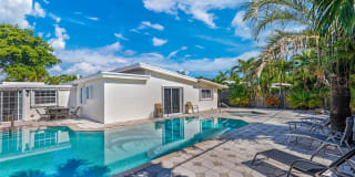 1984 Windward Dr 1984 Windward Dr Photo Gallery 1