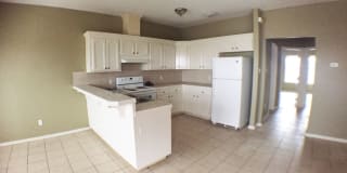 3200 Hill Crest Dr 3200 Hill Crest Dr Photo Gallery 1