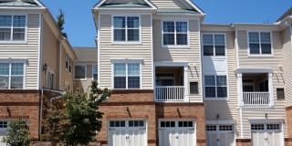 43840 Hickory Corner Ter UNIT 110 43840 Hickory Corner Ter UNIT 110 Photo Gallery 1
