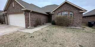 4313 Mackenzie Dr 4313 Mackenzie Dr Photo Gallery 1